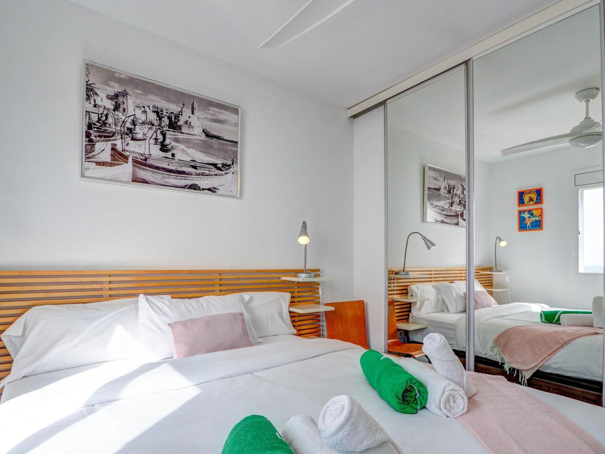 Marina Duplex By Hello Homes Sitges Exteriör bild